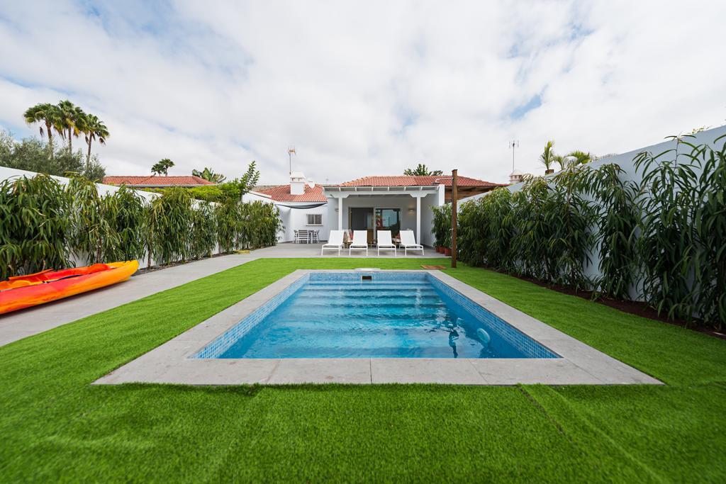 Villas Villa *
