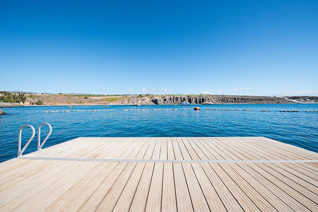 Villas Villa *